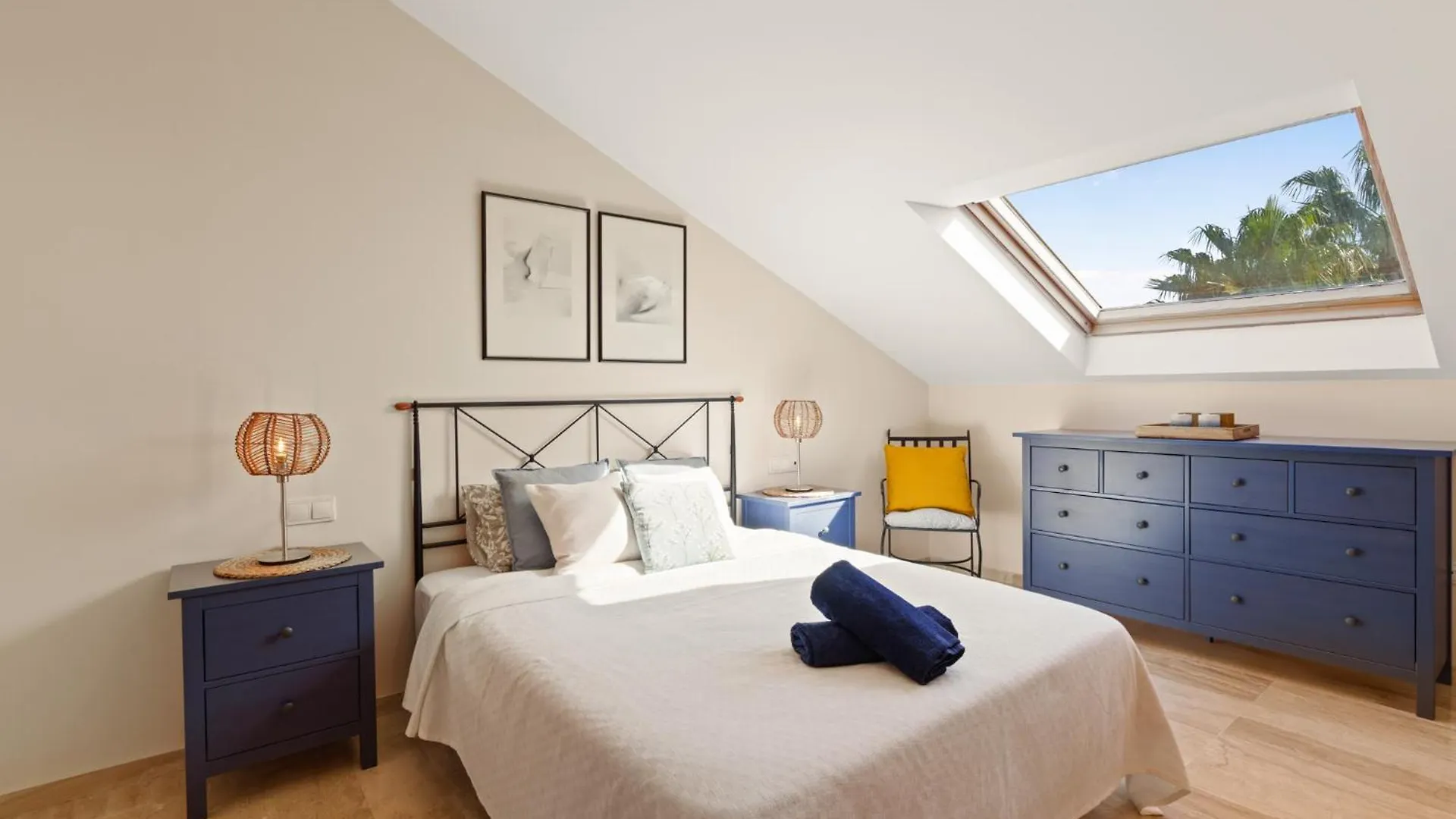 Apartment Close To The Sea In Las Chapas マルベーリャ スペイン